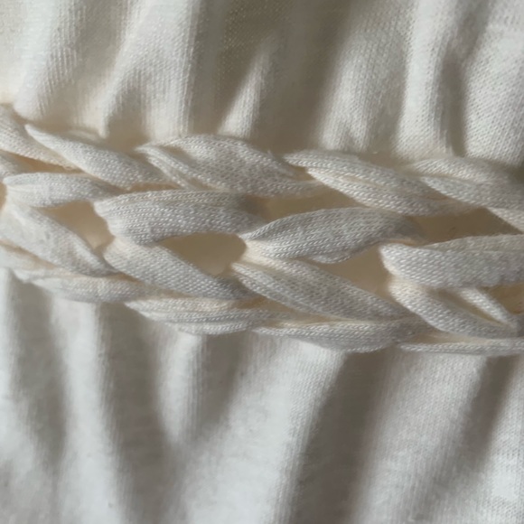 Women’s H&M creme short sleeve top(NWOT) - Picture 5 of 8